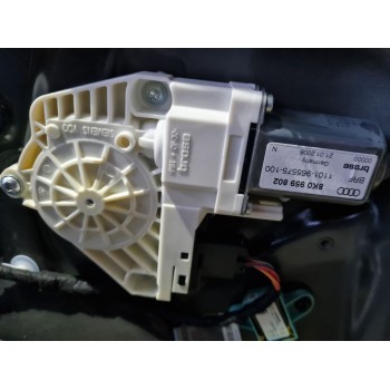 ELEVALUNAS DELANTERO DERECHO 8K0959802 
