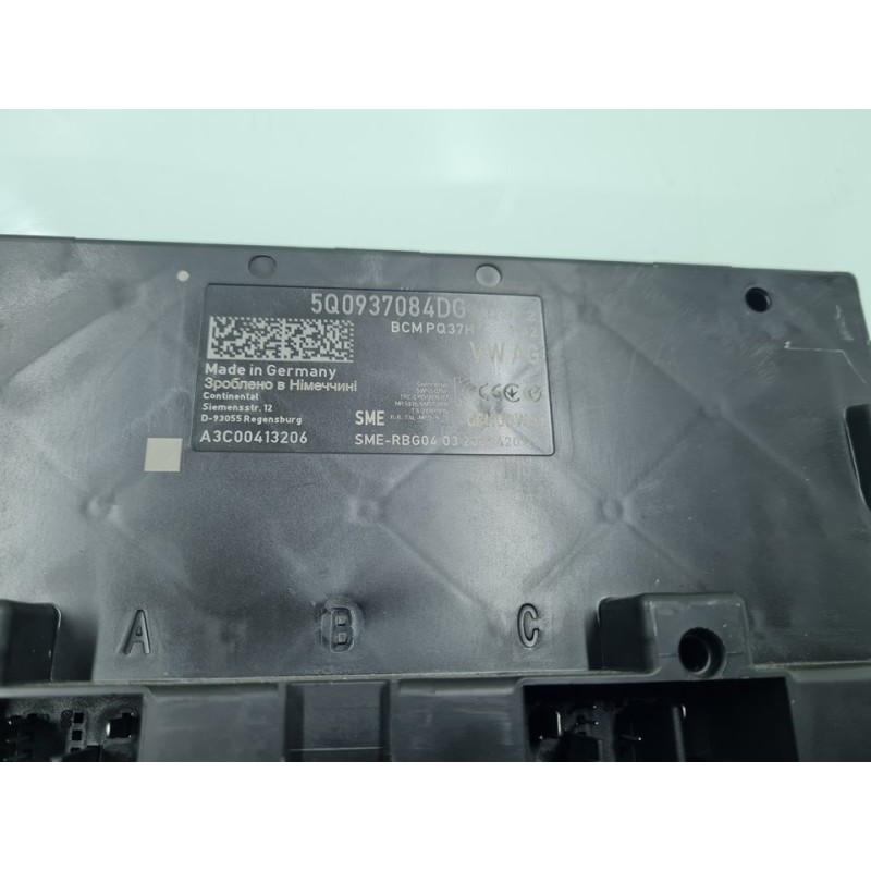 MODULO ELECTRONICO 5Q0937084DG 