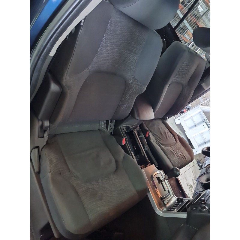 ASIENTO DELANTERO DERECHO 