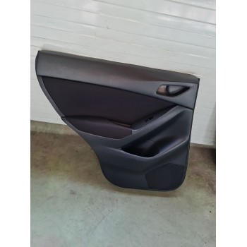 GUARNECIDO PUERTA TRASERA IZQUIERDA KD45DM55002 