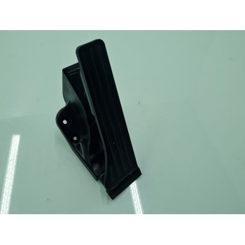 PEDAL ACELERADOR A2053000004 