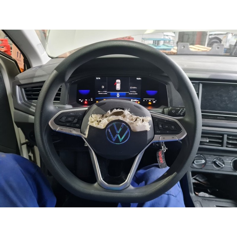 VOLANTE 
