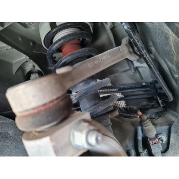 BRAZO SUSPENSION DELANTERO DERECHO 