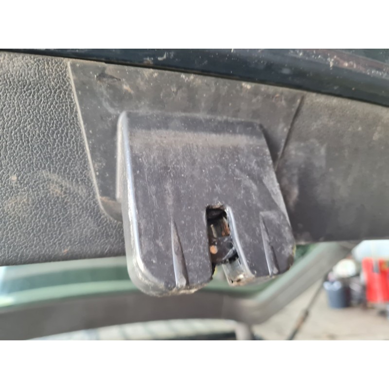 CERRADURA MALETERO / PORTON 8K9827505A 