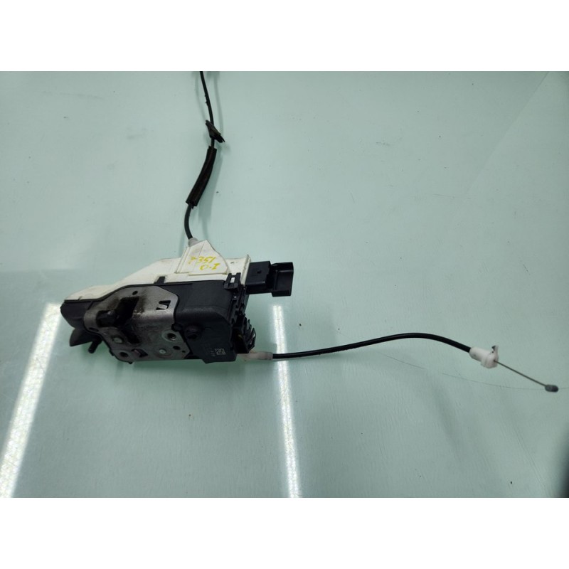CERRADURA PUERTA DELANTERA IZQUIERDA 828406 