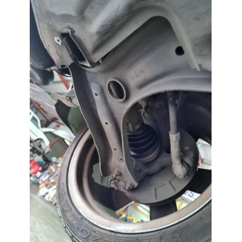 BRAZO SUSPENSION INFERIOR DELANTERO DERECHO 