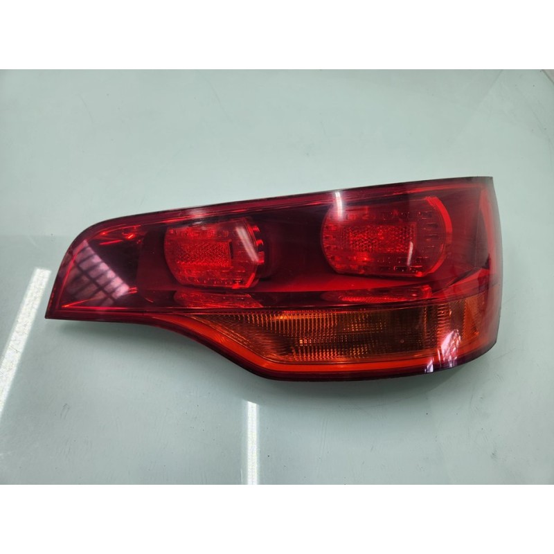 PILOTO TRASERO DERECHO 4L0945094 