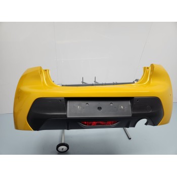 PARAGOLPES TRASERO 