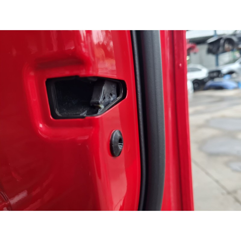 CERRADURA PUERTA DELANTERA DERECHA 