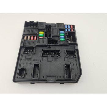 CAJA RELES / FUSIBLES 284B67108R 