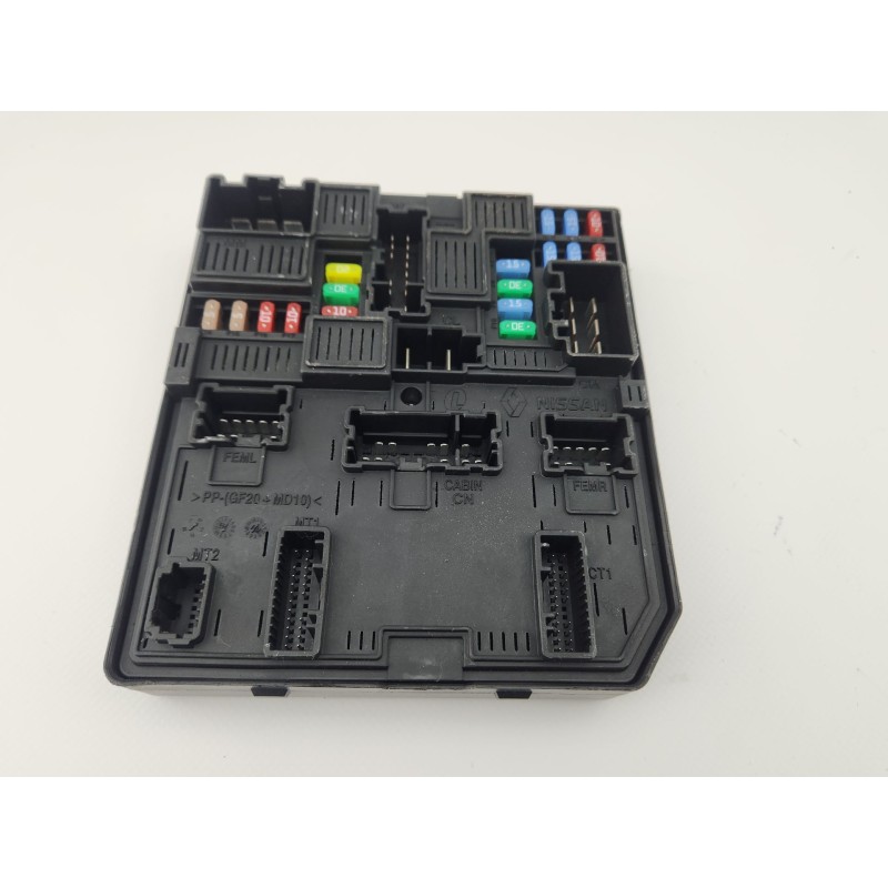 CAJA RELES / FUSIBLES 284B67108R 