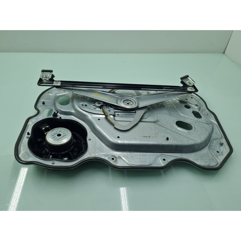 ELEVALUNAS DELANTERO IZQUIERDO 7M51R203A29DD 