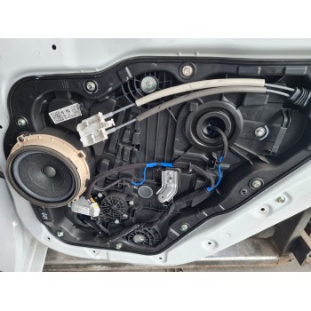 ELEVALUNAS TRASERO DERECHO 83480G2000 
