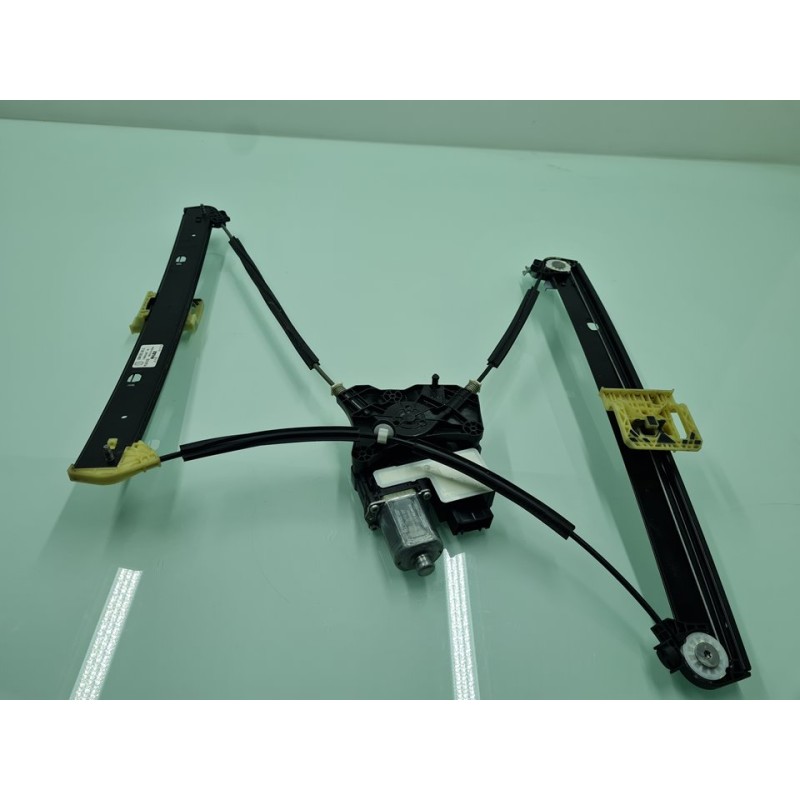ELEVALUNAS DELANTERO IZQUIERDO 2GM837461 