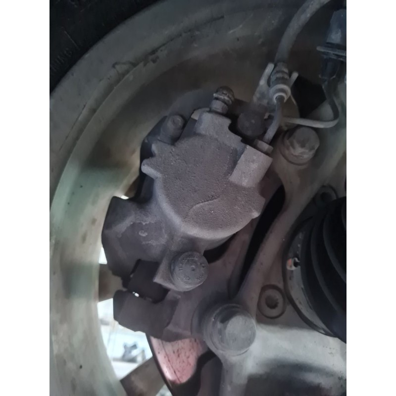 PINZA DE FRENO DELANTERA IZQUIERDA 8W0615403 