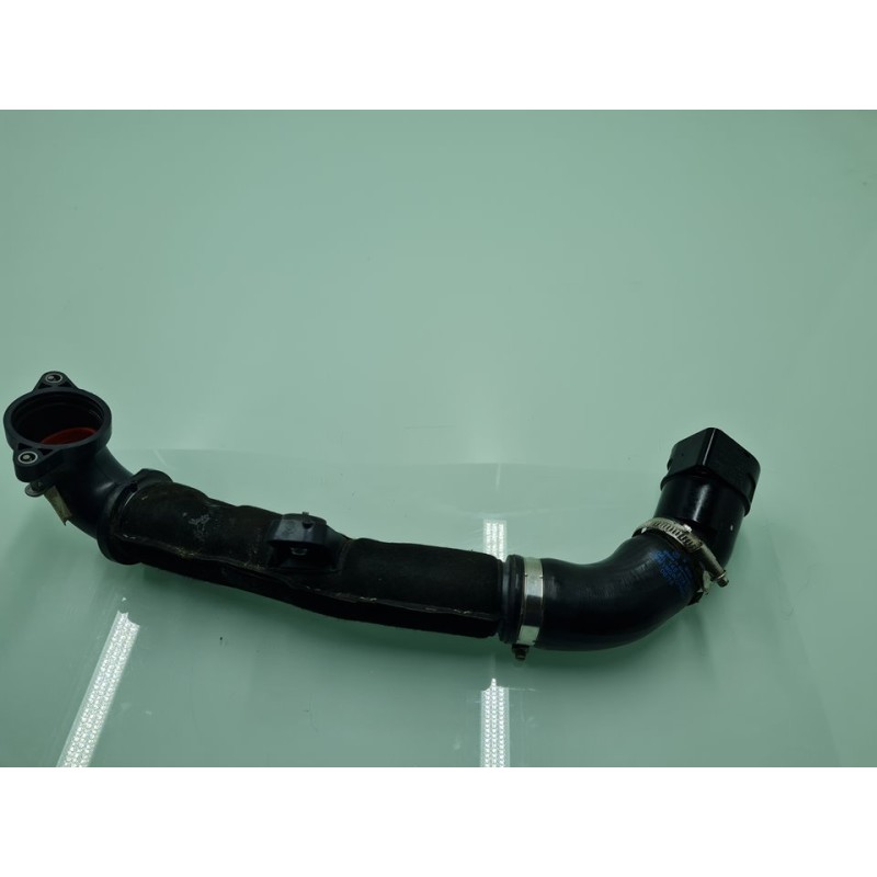 TUBO INTERCOOLER 04L131111 
