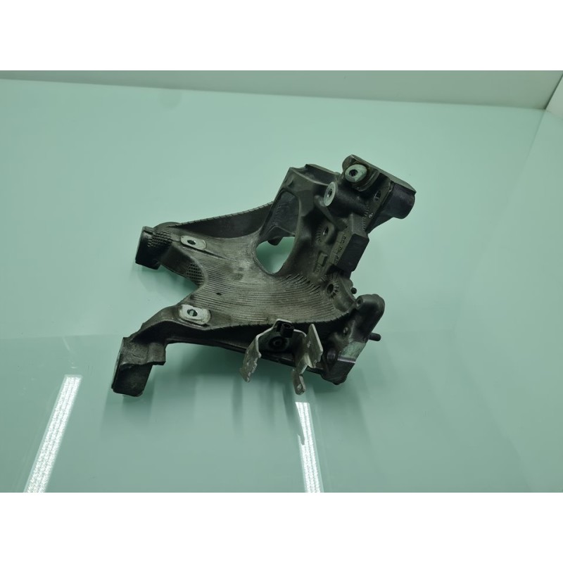SOPORTE MOTOR DERECHO 8W0399296E 