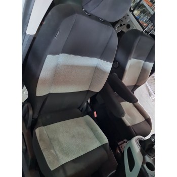 ASIENTO DELANTERO DERECHO 