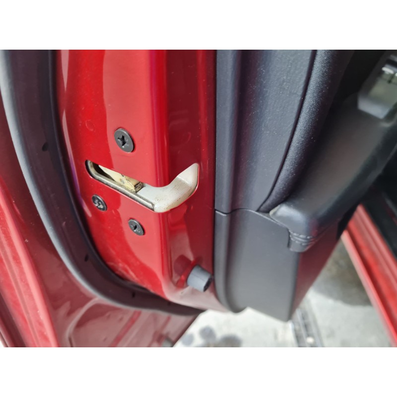 CERRADURA PUERTA DELANTERA IZQUIERDA 