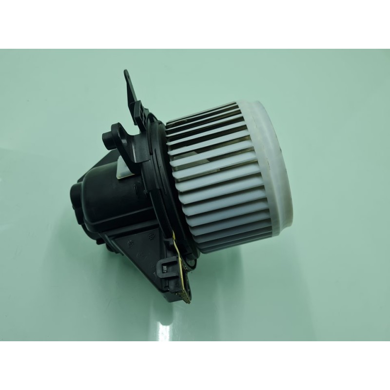 MOTOR CALEFACCION EQA353 