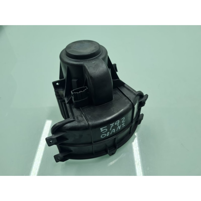 MOTOR CALEFACCION 7H1820021B 