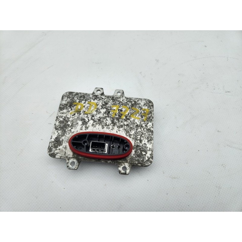 CENTRALITA FAROS XENON DERECHA 5DV009000 