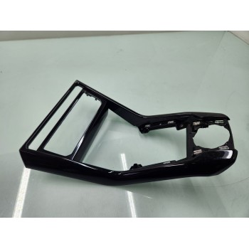 MOLDURA INTERIOR 2GA863042B 