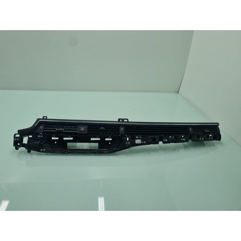 REJILLA AIREADORA 8W1820902D 