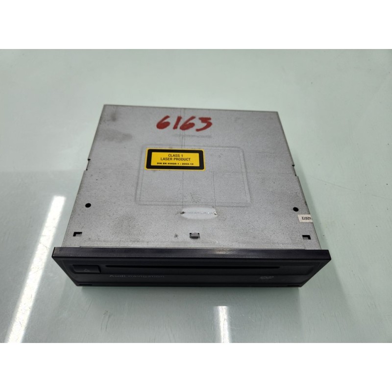 SISTEMA NAVEGACION GPS 4E0919887M 