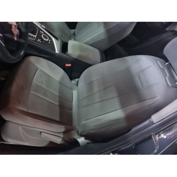 ASIENTO DELANTERO IZQUIERDO 