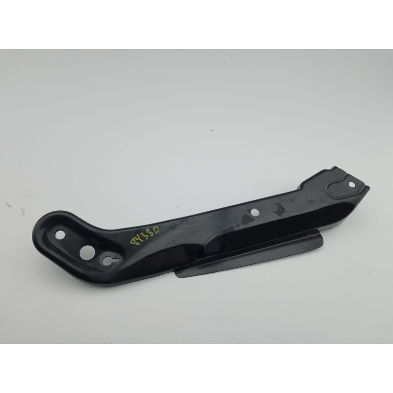 SOPORTE FARO DERECHO 7C0805932A 