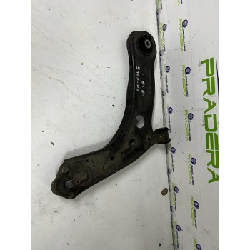BRAZO SUSPENSION INFERIOR DELANTERO DERECHO 