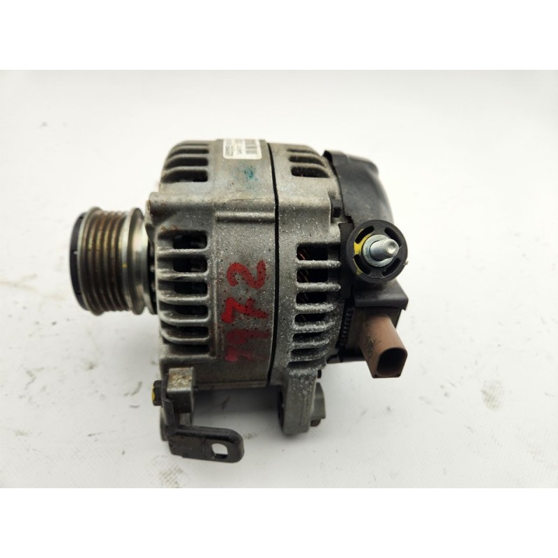 ALTERNADOR 373002A700 