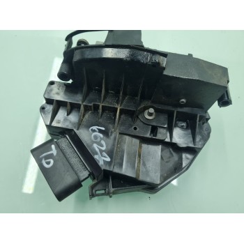 CERRADURA PUERTA TRASERA DERECHA 8A6AA26412AE 