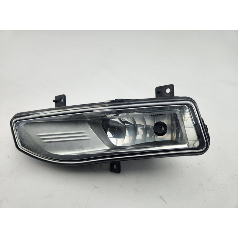 FARO ANTINIEBLA IZQUIERDO 261558995A 