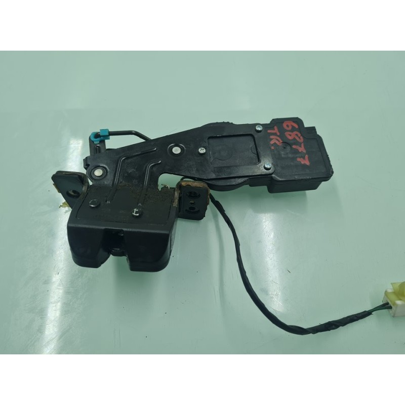 CERRADURA MALETERO / PORTON 812302C000 