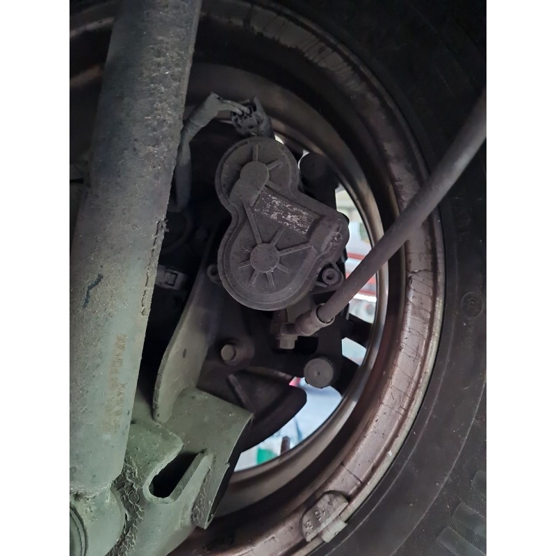 PINZA DE FRENO TRASERA DERECHA KTJX612D346BFC 