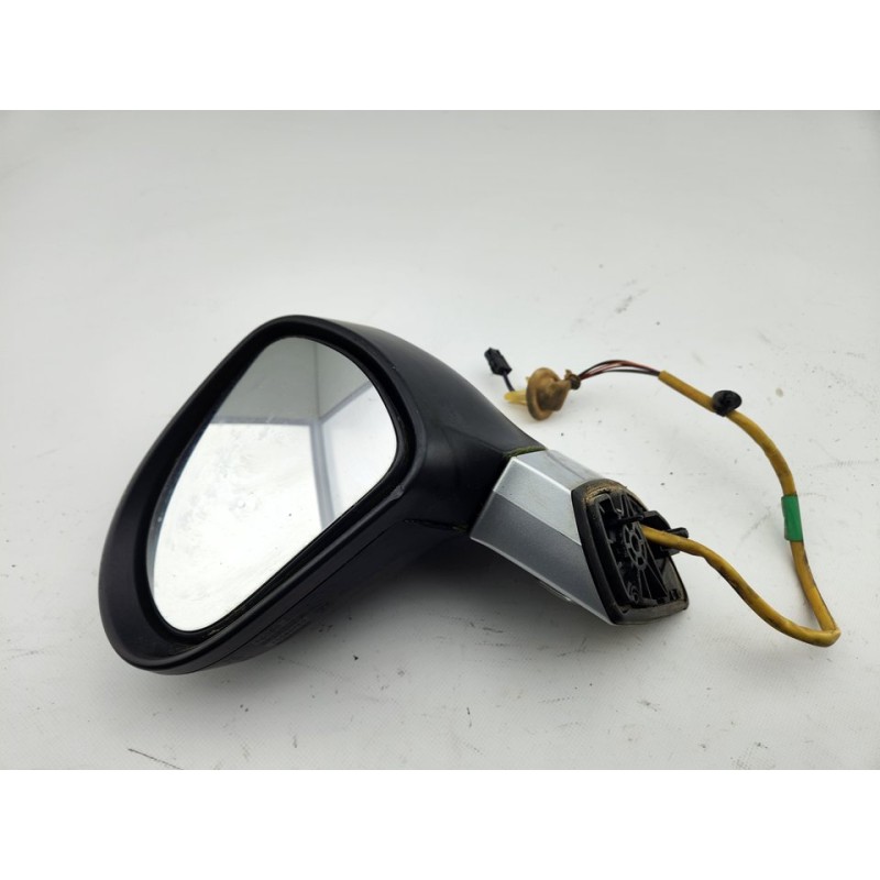 RETROVISOR IZQUIERDO 