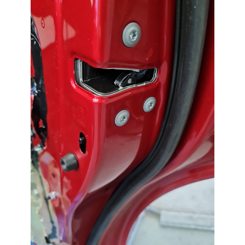 CERRADURA PUERTA TRASERA DERECHA 69050F4131 
