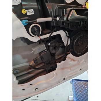 ELEVALUNAS DELANTERO IZQUIERDO 9830335880 