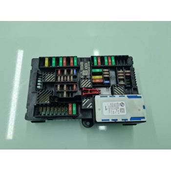 CAJA RELES / FUSIBLES 8734162 