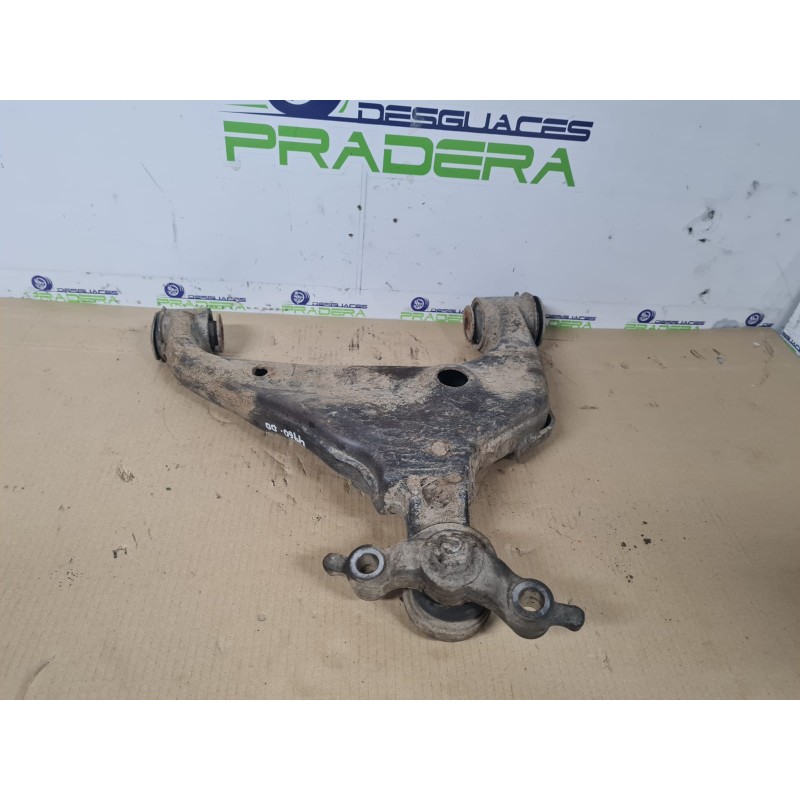 BRAZO SUSPENSION SUPERIOR DELANTERO DERECHO 