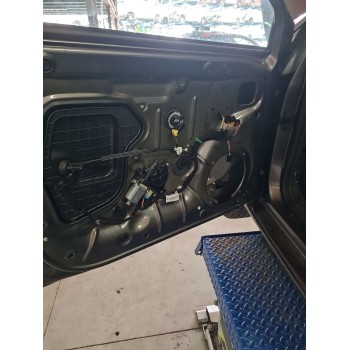 ELEVALUNAS DELANTERO IZQUIERDO 5F4837461D 