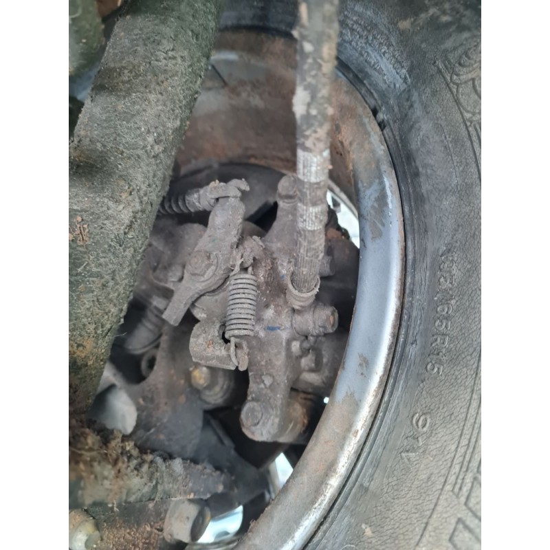 PINZA DE FRENO TRASERA DERECHA 