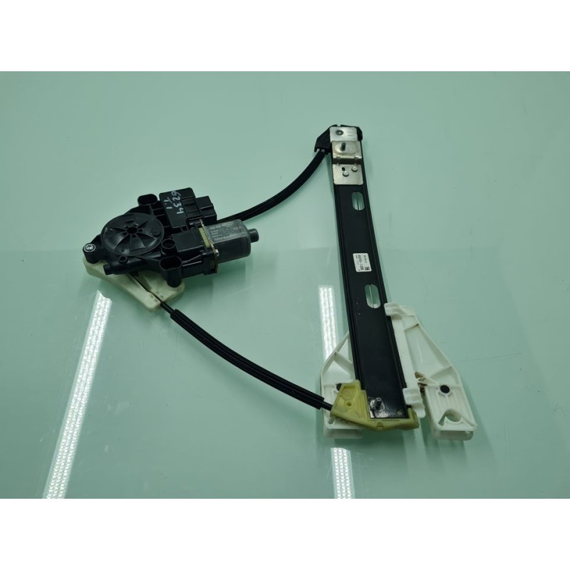 ELEVALUNAS TRASERO IZQUIERDO 82G839461 