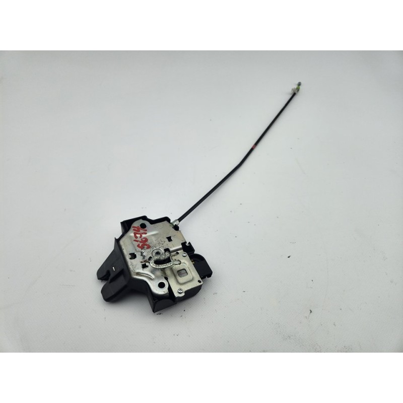 CERRADURA MALETERO / PORTON 
