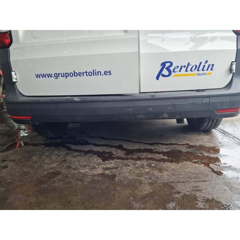 PARAGOLPES TRASERO 