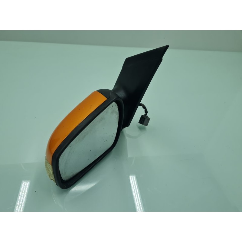 RETROVISOR IZQUIERDO 