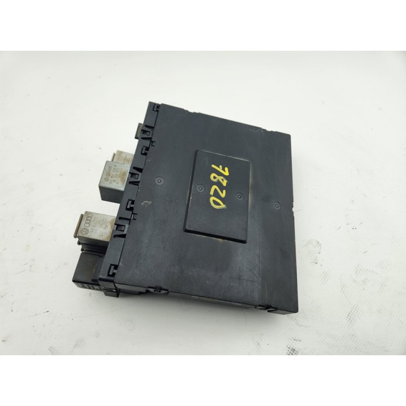 CAJA RELES / FUSIBLES 1K0937049K 