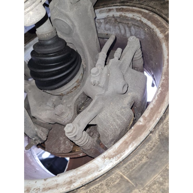 PINZA DE FRENO DELANTERA IZQUIERDA 8V0615123D 